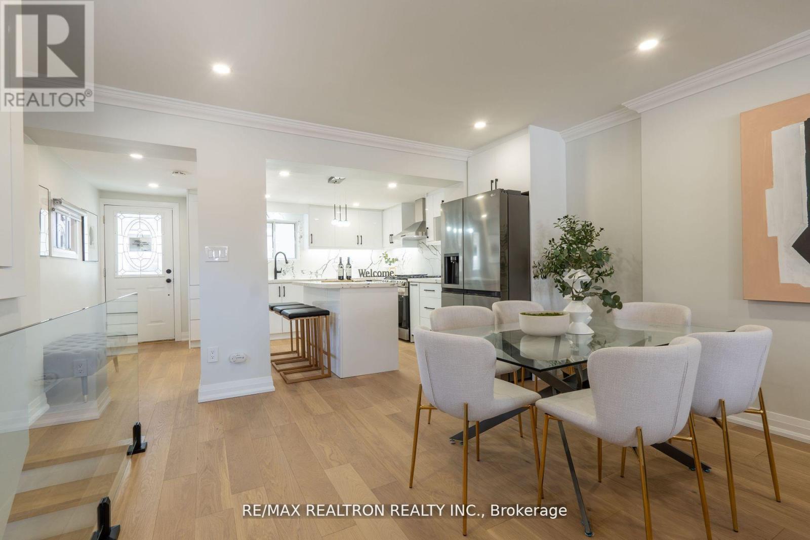 77 Hatherley Road, Toronto, Ontario  M6E 1V8 - Photo 6 - W12695104