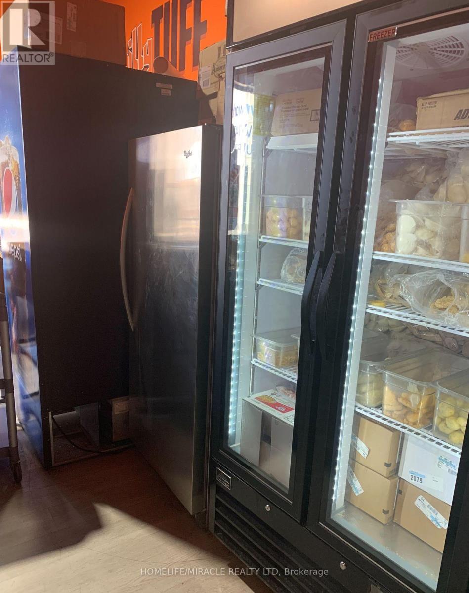 1b - 195 Carlingview Drive, Toronto, Ontario  M9W 5E8 - Photo 7 - W12695122