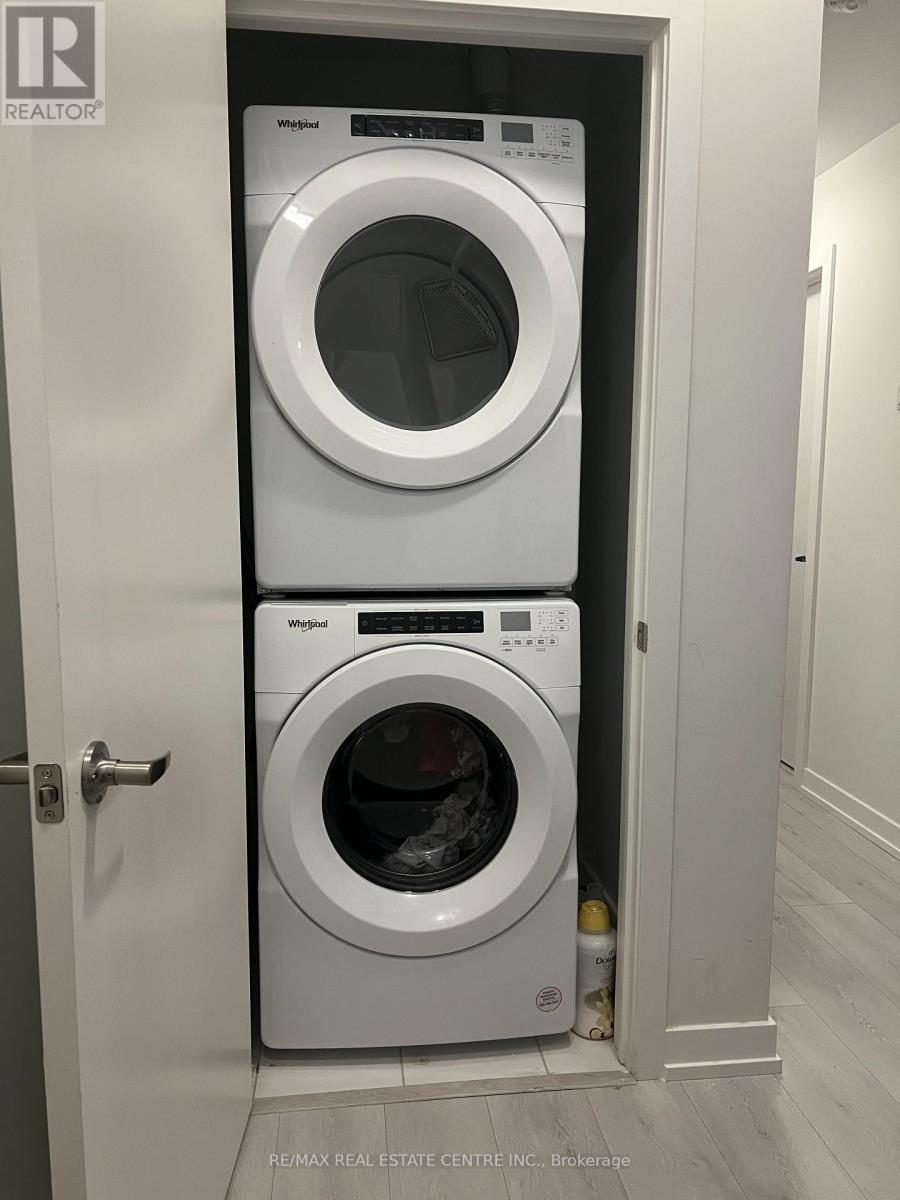 1 - 3405 Ridgeway Drive, Mississauga, Ontario  L5L 0B9 - Photo 11 - W12695126