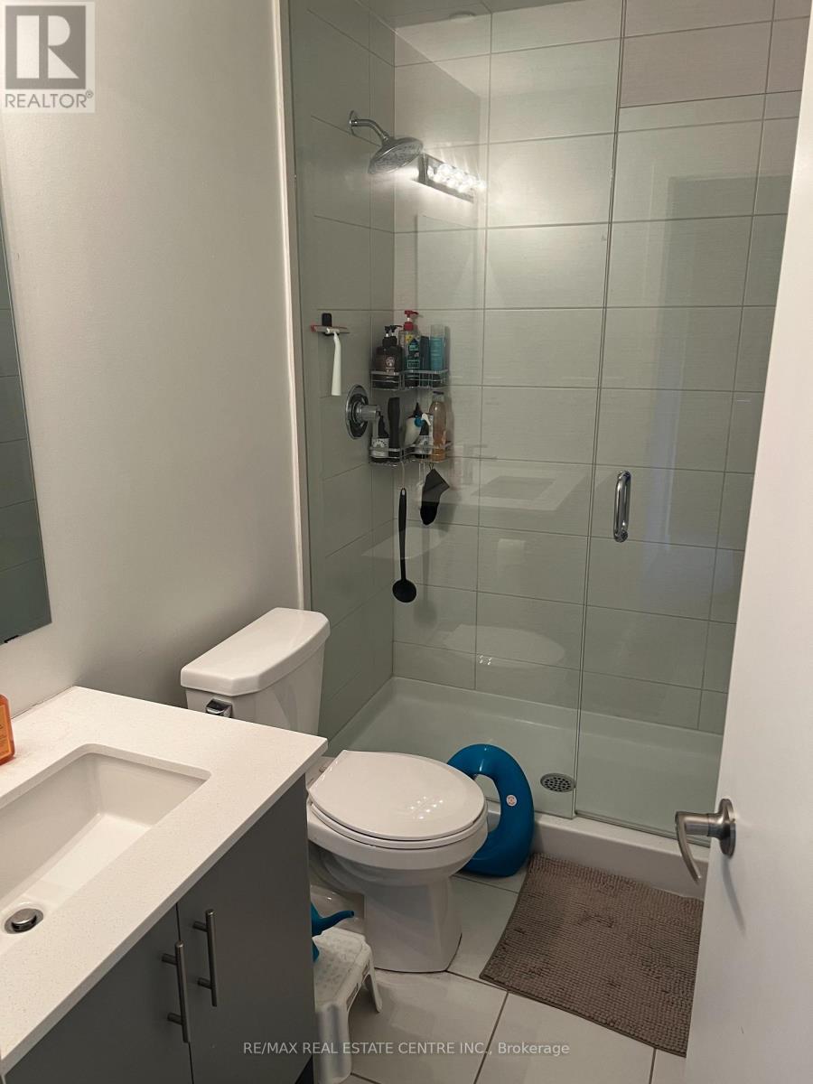 1 - 3405 Ridgeway Drive, Mississauga, Ontario  L5L 0B9 - Photo 12 - W12695126