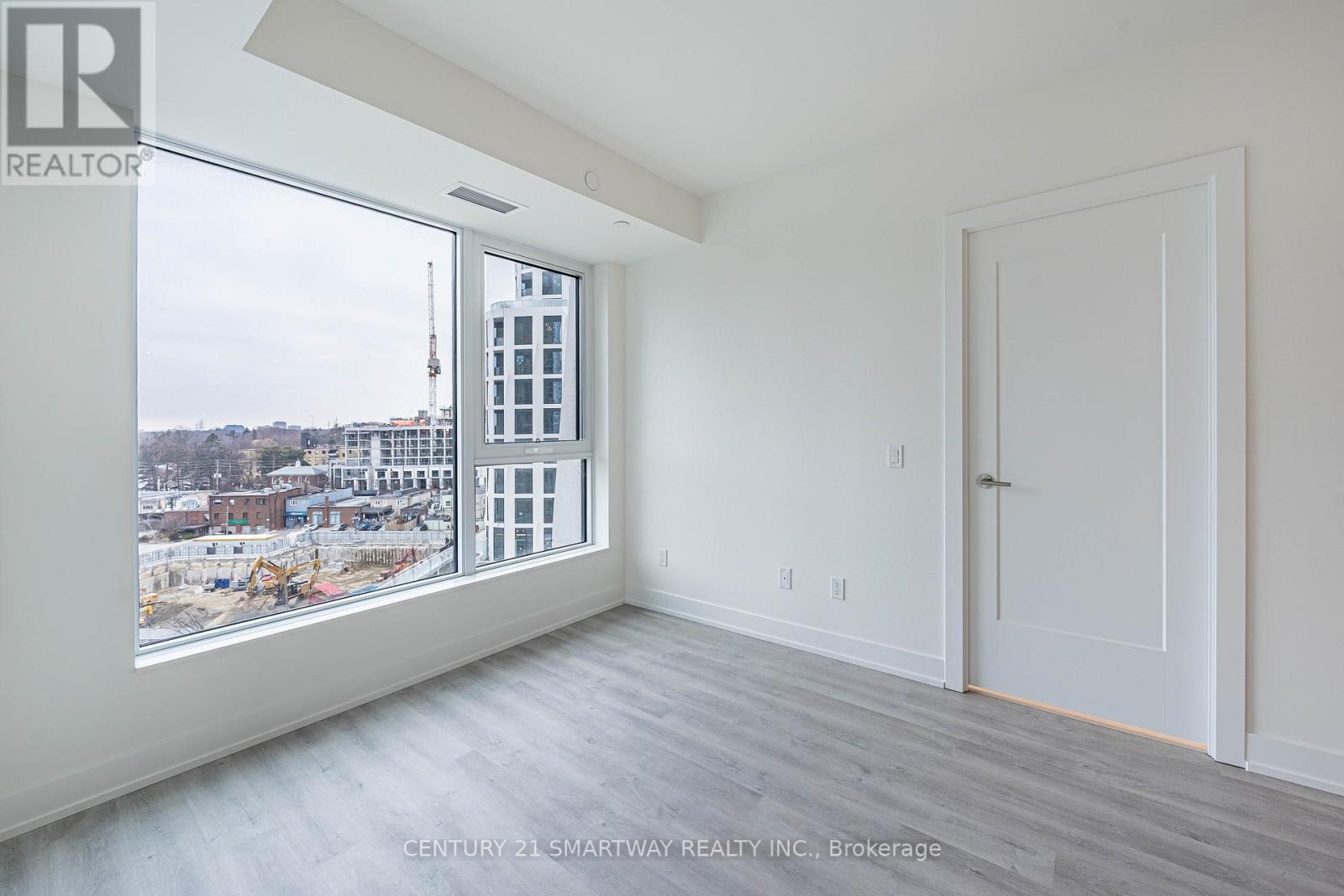 1006 - 60 Central Park Roadway, Toronto, Ontario  M9A 0E6 - Photo 18 - W12695138