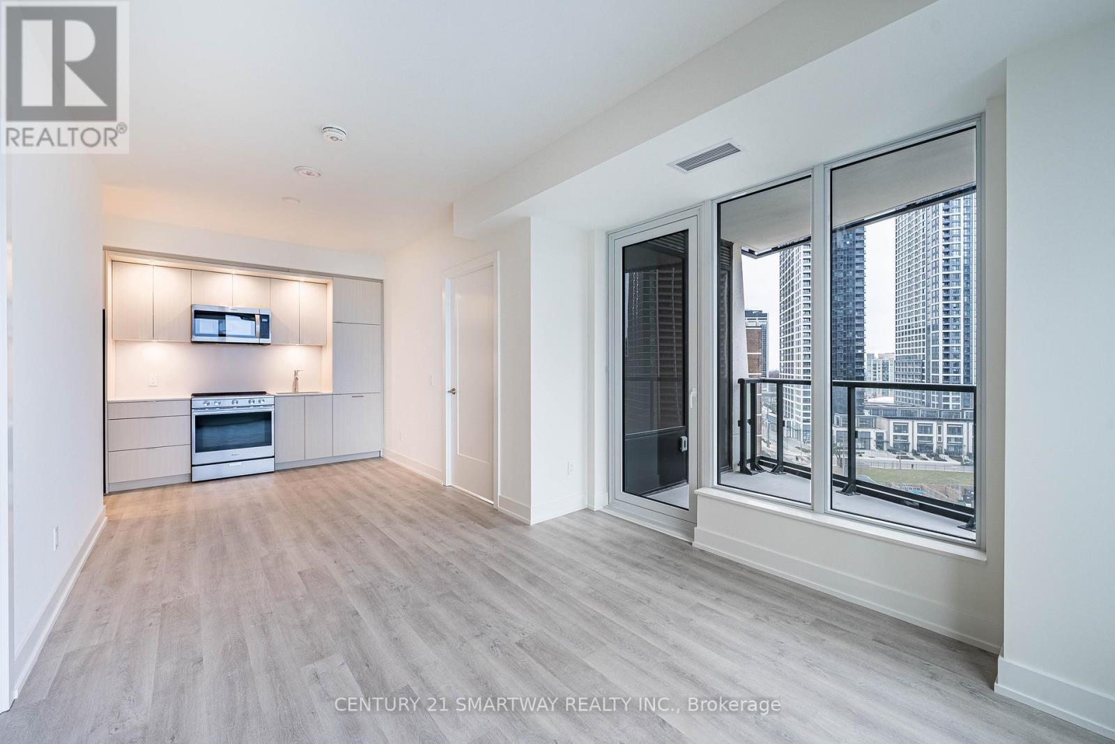 1006 - 60 Central Park Roadway, Toronto, Ontario  M9A 0E6 - Photo 20 - W12695138