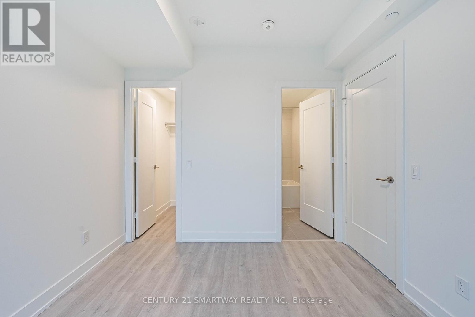 1006 - 60 Central Park Roadway, Toronto, Ontario  M9A 0E6 - Photo 23 - W12695138