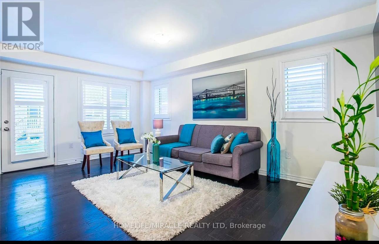 Main Floor - 122 Thornbush Boulevard, Brampton, Ontario  L7A 0A8 - Photo 3 - W12695146