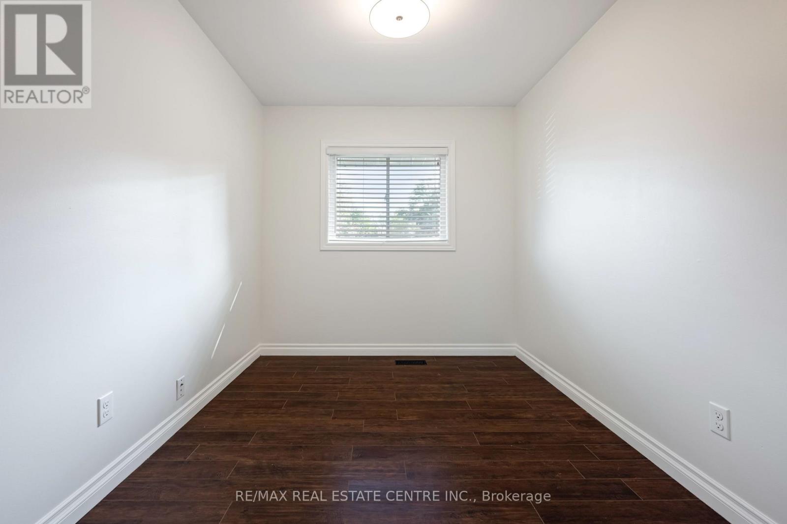 40 Centre Street, Orangeville, Ontario  L9W 2X2 - Photo 12 - W12695182