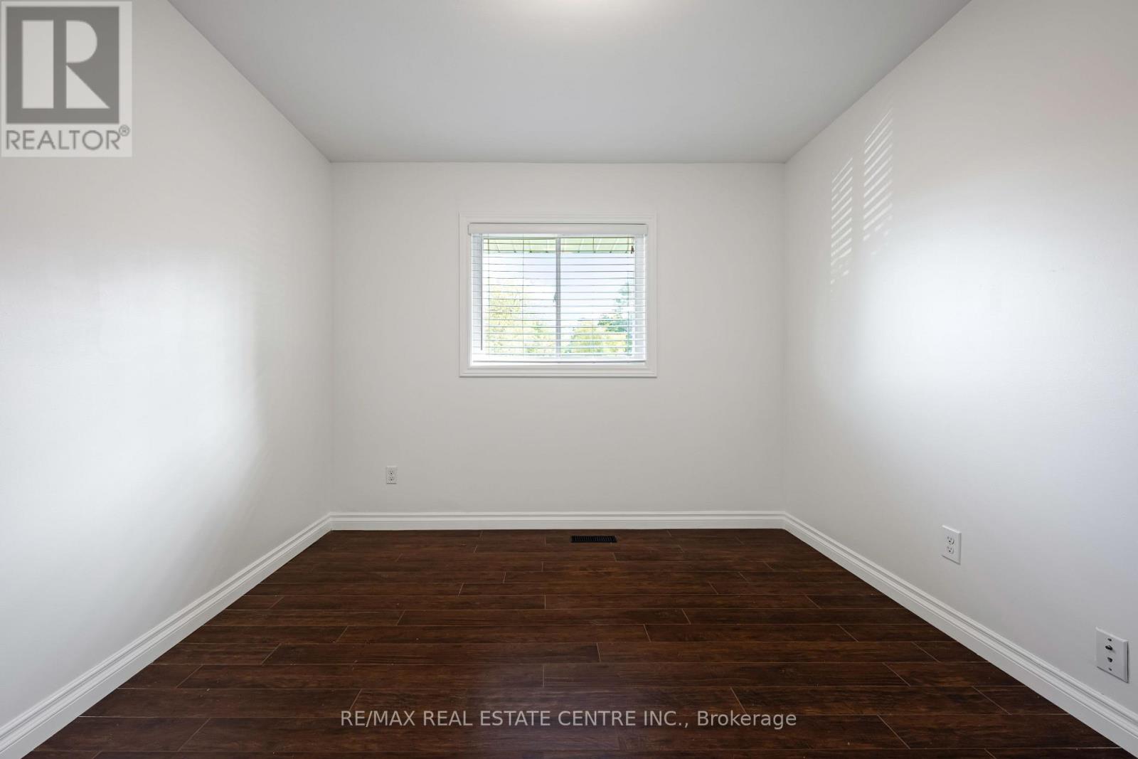 40 Centre Street, Orangeville, Ontario  L9W 2X2 - Photo 17 - W12695182