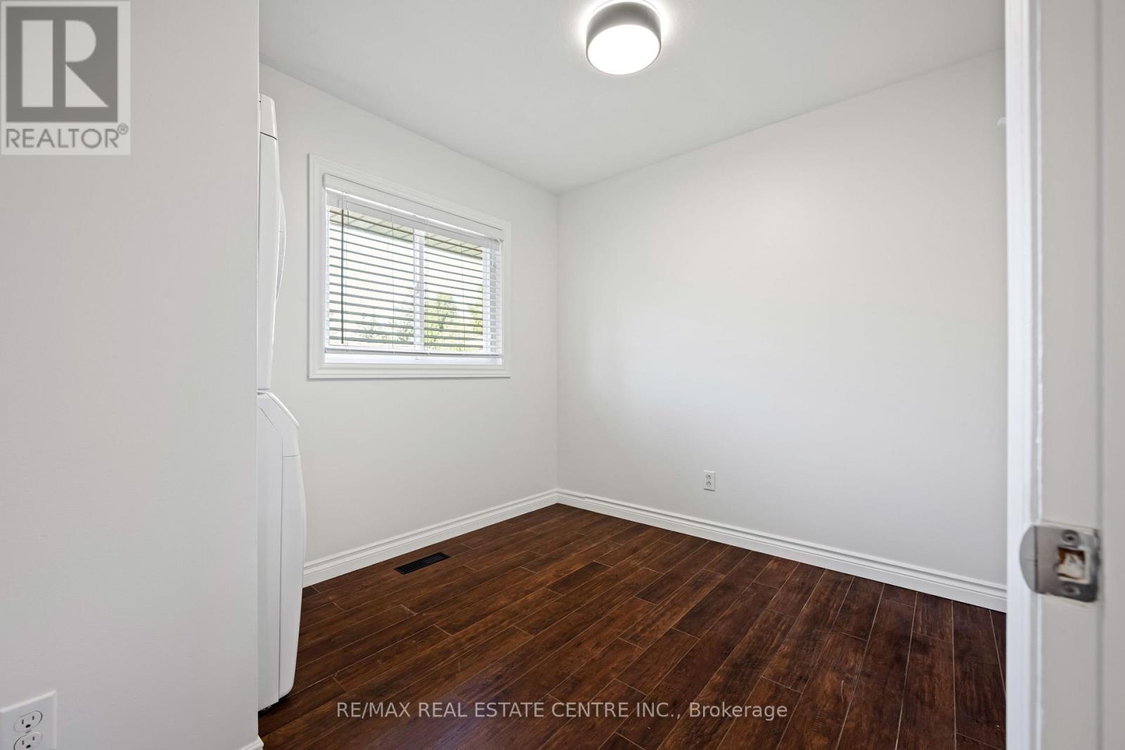 40 Centre Street, Orangeville, Ontario  L9W 2X2 - Photo 20 - W12695182