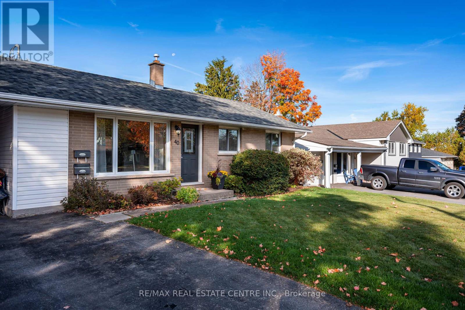 40 Centre Street, Orangeville, Ontario  L9W 2X2 - Photo 3 - W12695182