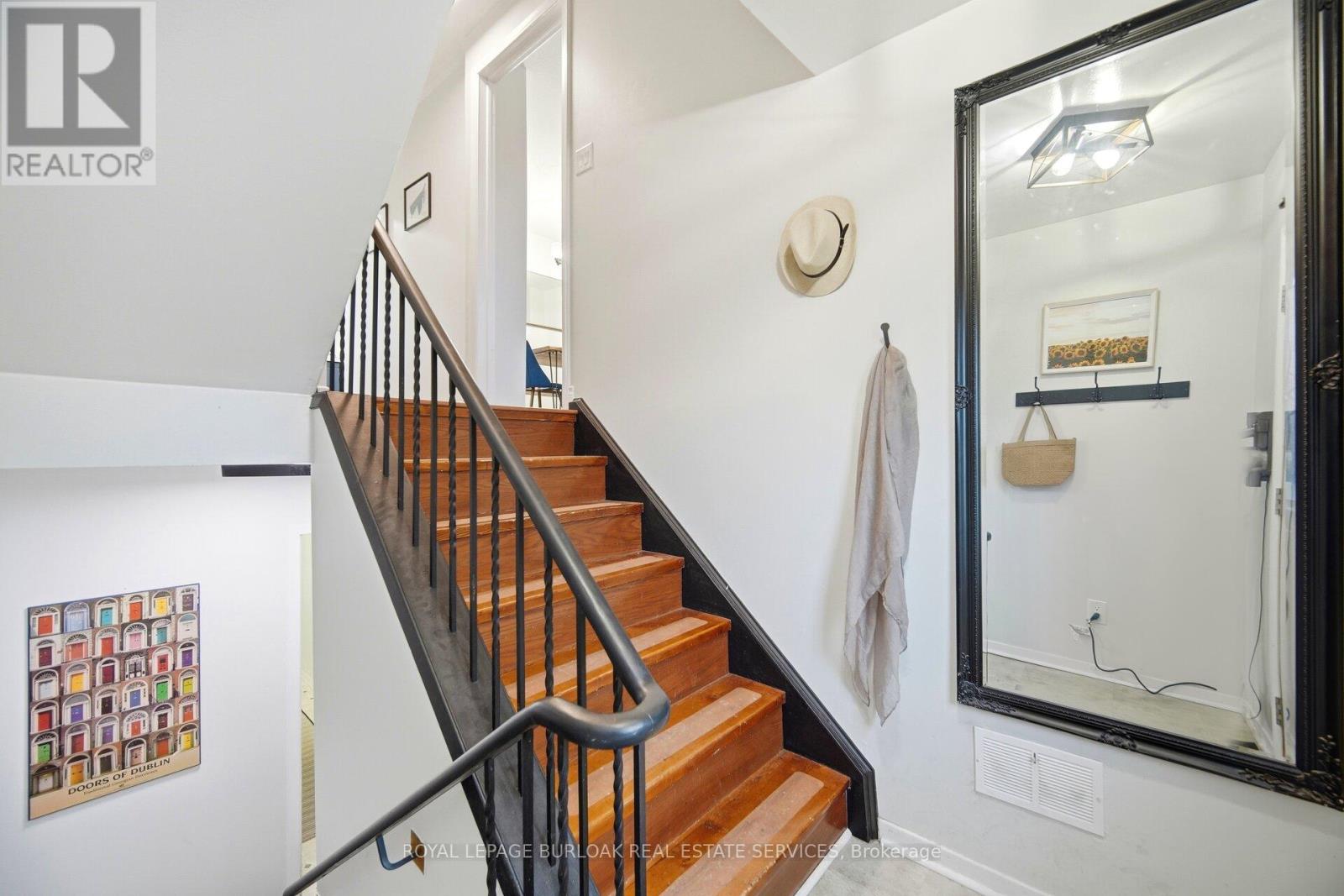 17 - 2041 Amherst Heights Court, Burlington, Ontario  L7P 3R2 - Photo 6 - W12695208