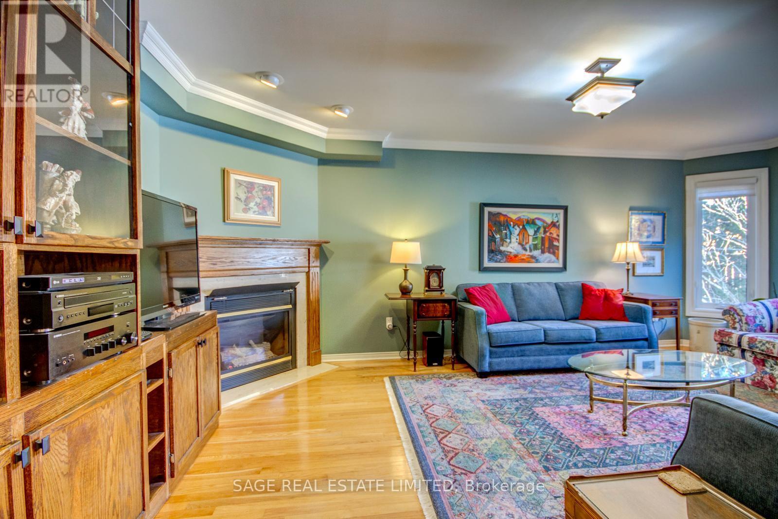 1424 Stonecutter Drive, Oakville, Ontario  L6M 3C3 - Photo 17 - W12695212