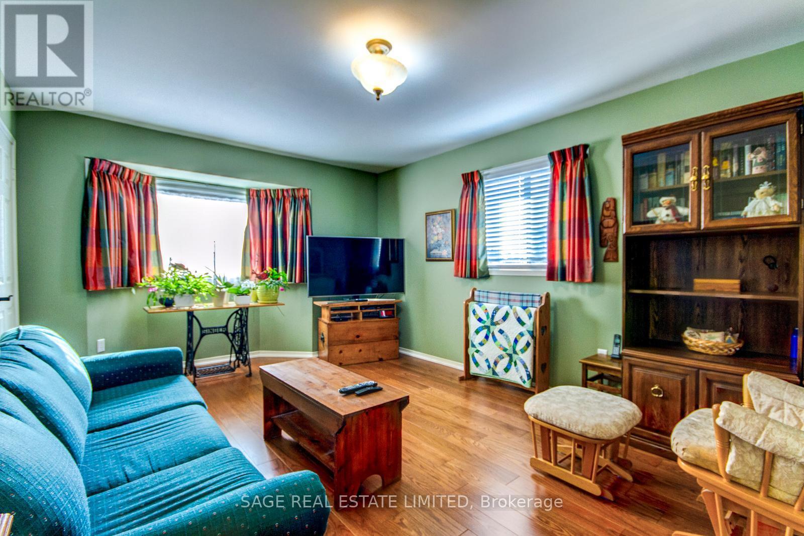 1424 Stonecutter Drive, Oakville, Ontario  L6M 3C3 - Photo 33 - W12695212