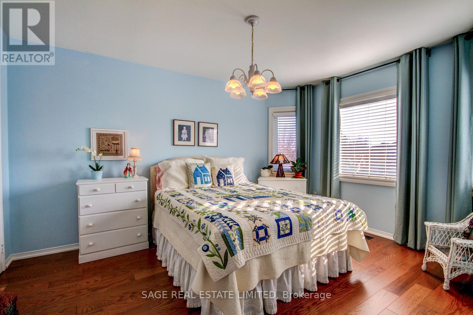 1424 Stonecutter Drive, Oakville, Ontario  L6M 3C3 - Photo 35 - W12695212