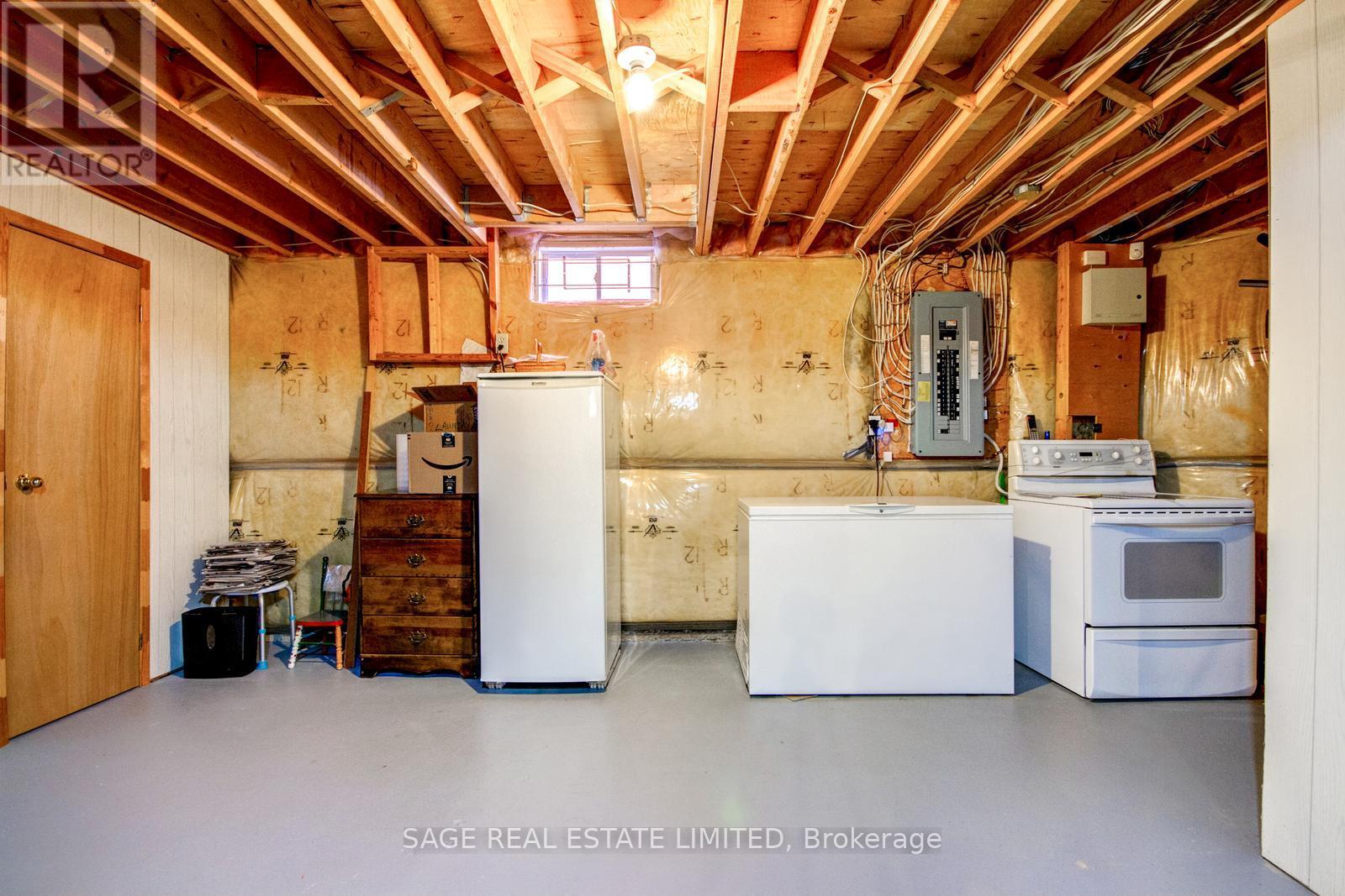 1424 Stonecutter Drive, Oakville, Ontario  L6M 3C3 - Photo 39 - W12695212