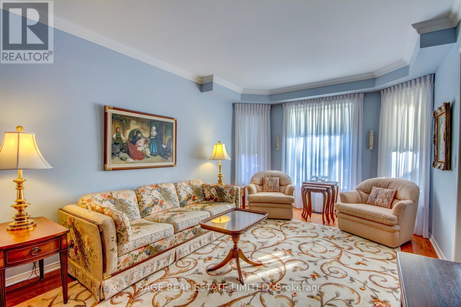 1424 Stonecutter Drive, Oakville, Ontario  L6M 3C3 - Photo 8 - W12695212