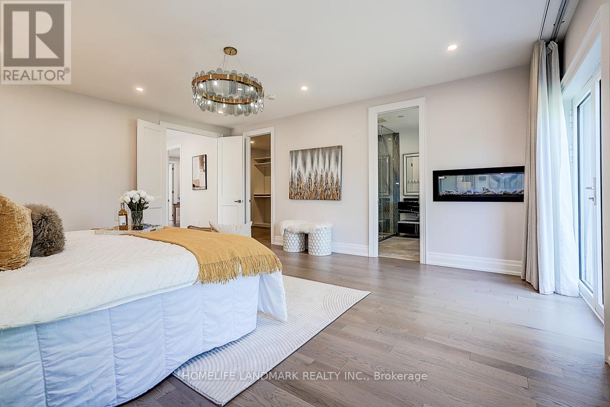 937 Goodwin Road, Mississauga, Ontario  L5G 4J9 - Photo 21 - W12695292