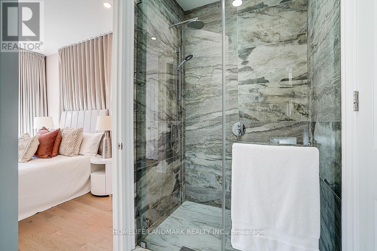 937 Goodwin Road, Mississauga, Ontario  L5G 4J9 - Photo 26 - W12695292