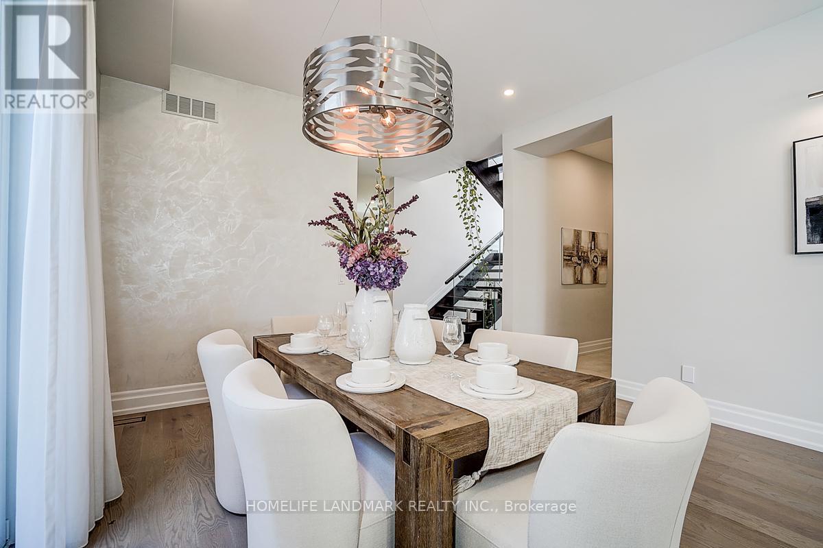 937 Goodwin Road, Mississauga, Ontario  L5G 4J9 - Photo 6 - W12695292