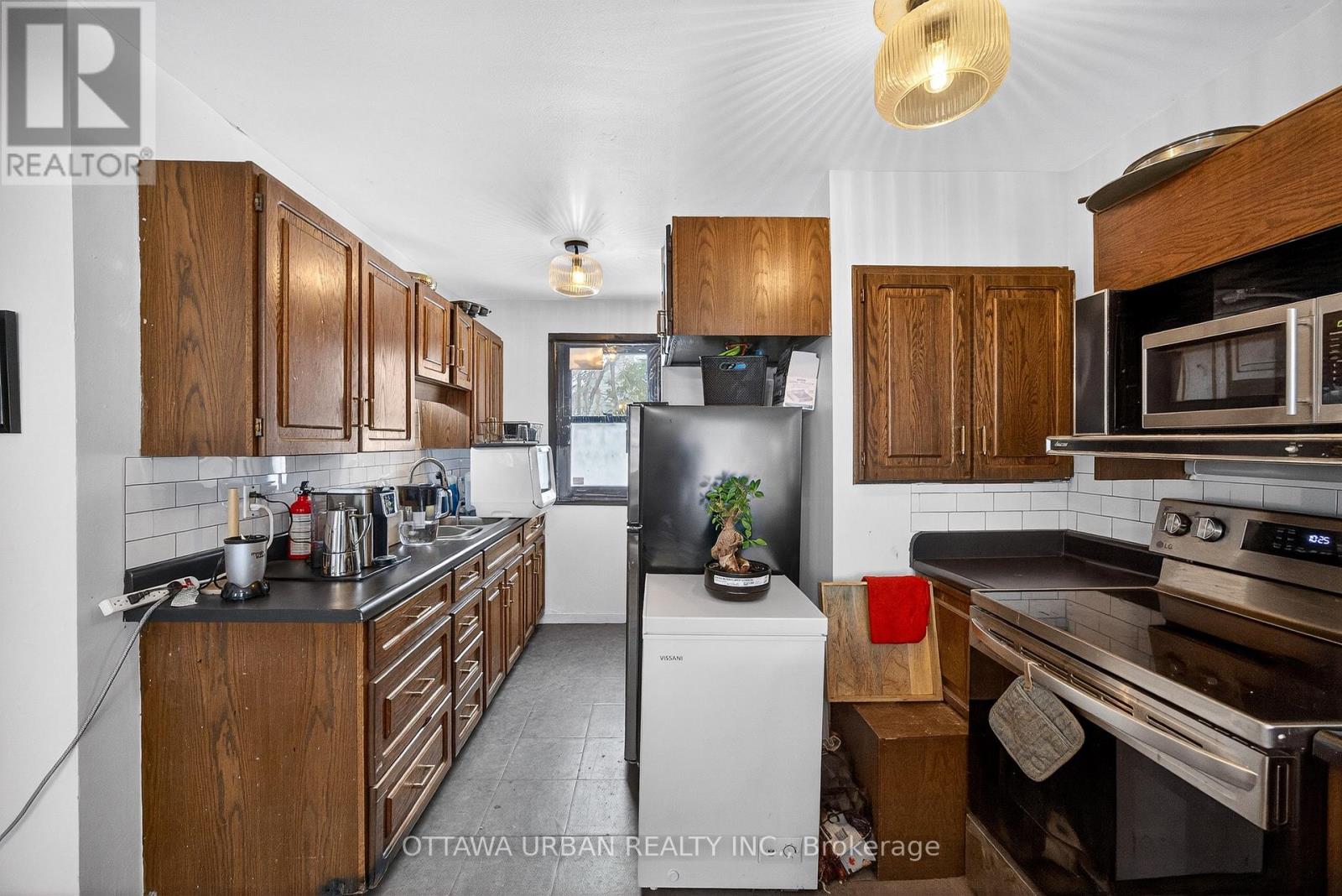 951 Merivale Road, Ottawa, Ontario  K1Z 6A3 - Photo 29 - X12695332