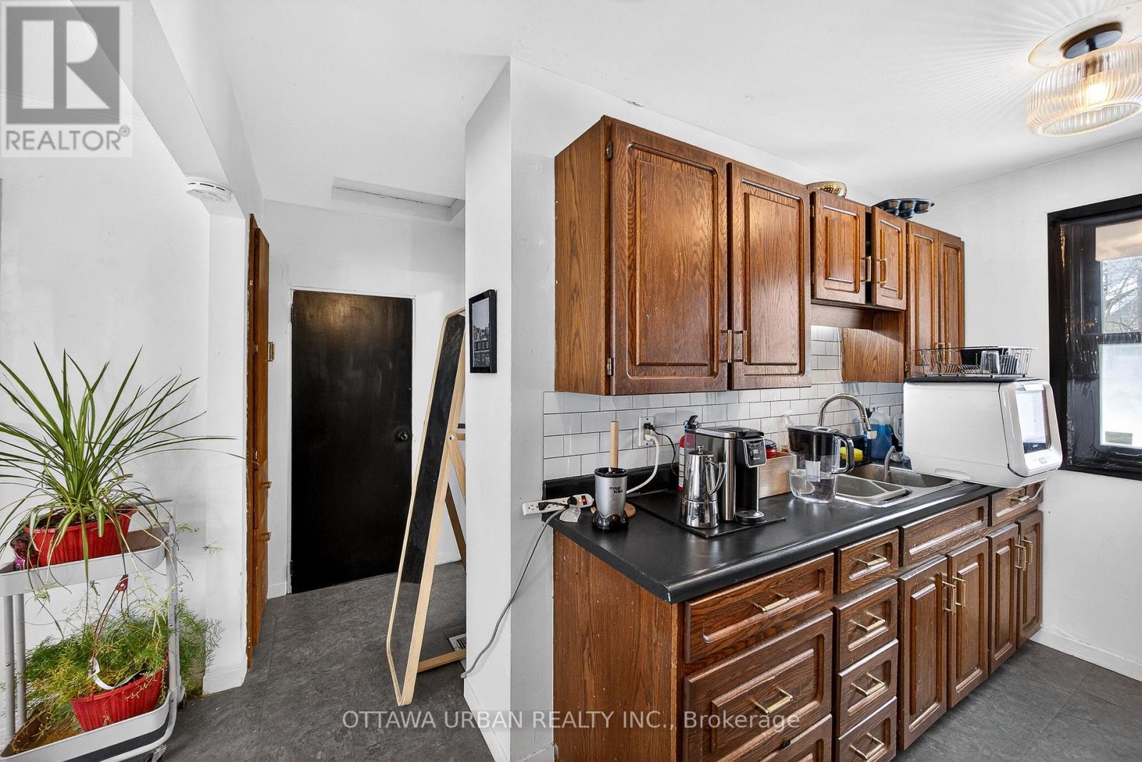 951 Merivale Road, Ottawa, Ontario  K1Z 6A3 - Photo 31 - X12695332