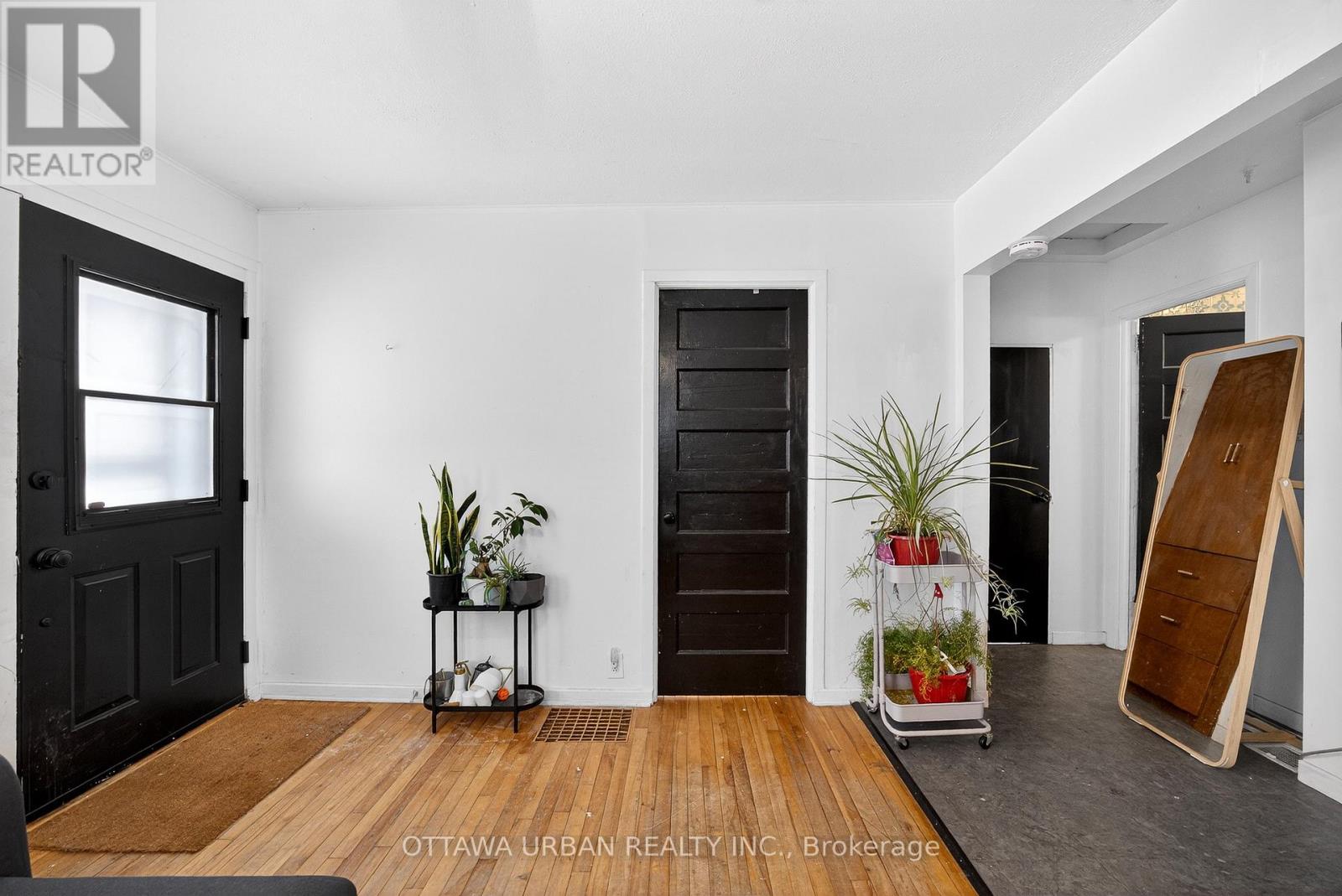 951 Merivale Road, Ottawa, Ontario  K1Z 6A3 - Photo 32 - X12695332