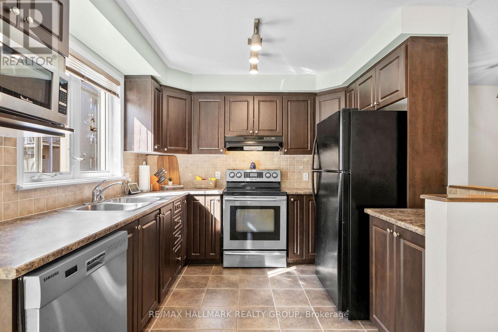 7 - 325 Elite Private, Ottawa, Ontario  K2J 0A4 - Photo 11 - X12695358