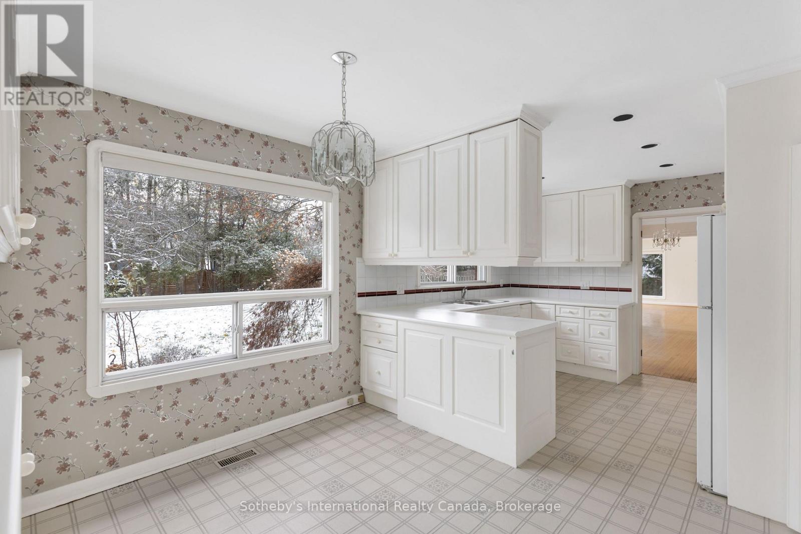 174 Claxton Drive, Oakville, Ontario  L6J 4N9 - Photo 21 - W12695084