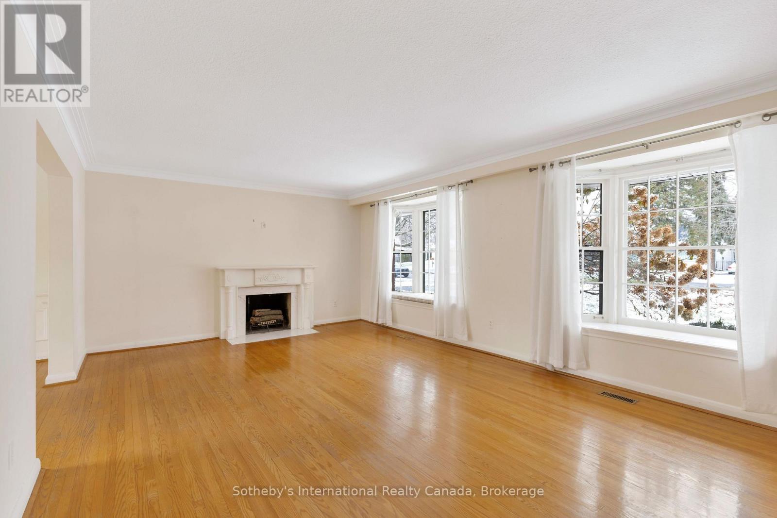 174 Claxton Drive, Oakville, Ontario  L6J 4N9 - Photo 7 - W12695084