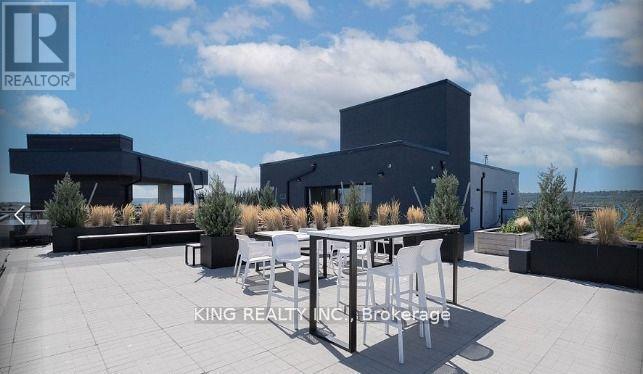 306 - 600 North Service Road, Hamilton, Ontario  L8E 0L2 - Photo 7 - X12694942