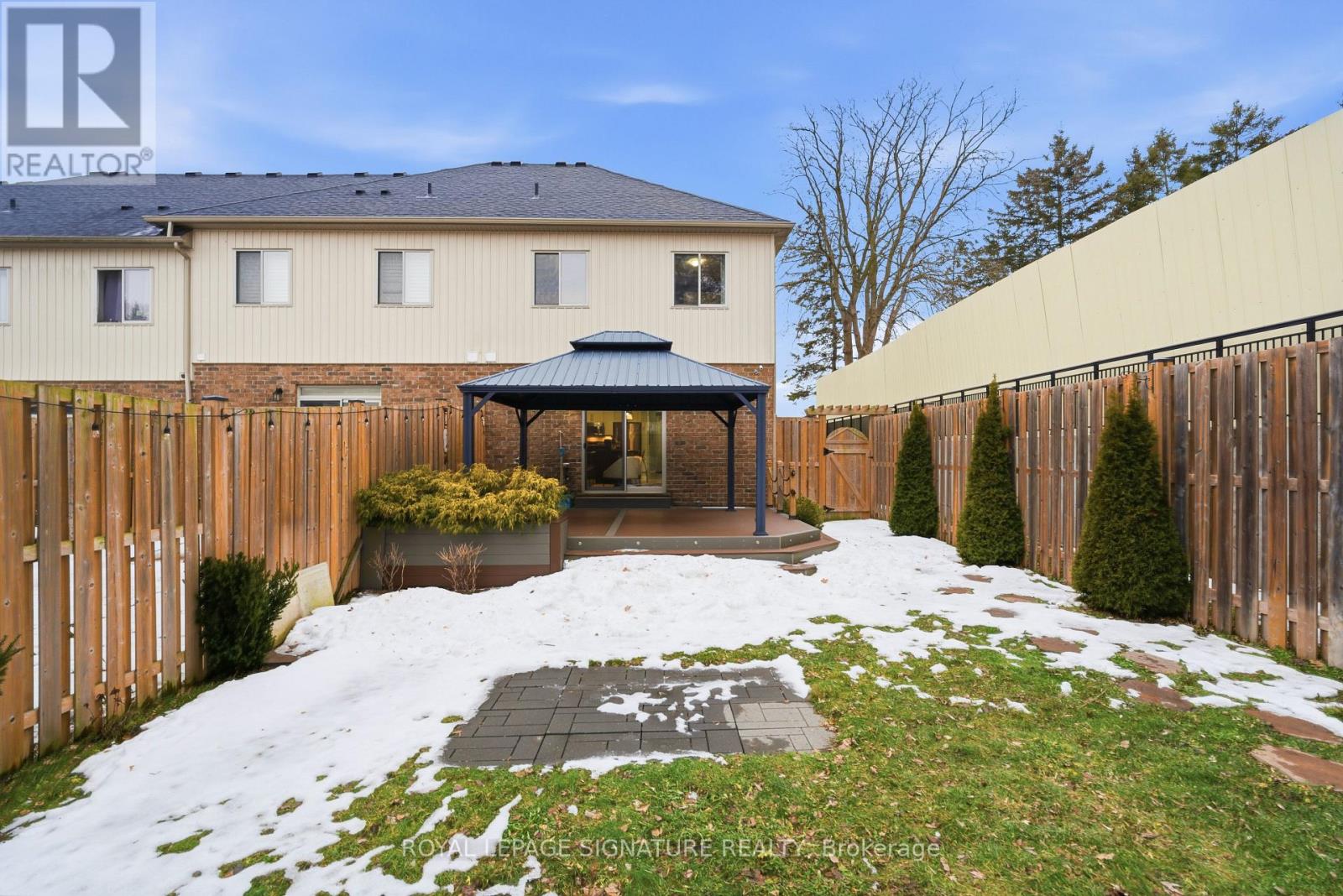 128 Law Drive, Guelph, Ontario  N1E 0M2 - Photo 34 - X12694952