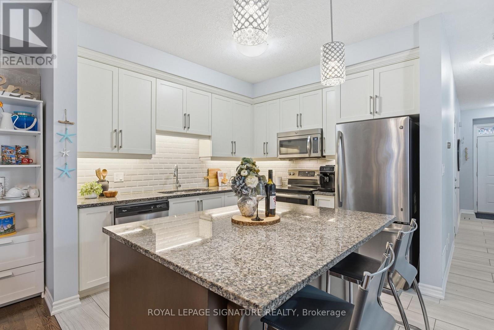 128 Law Drive, Guelph, Ontario  N1E 0M2 - Photo 7 - X12694952