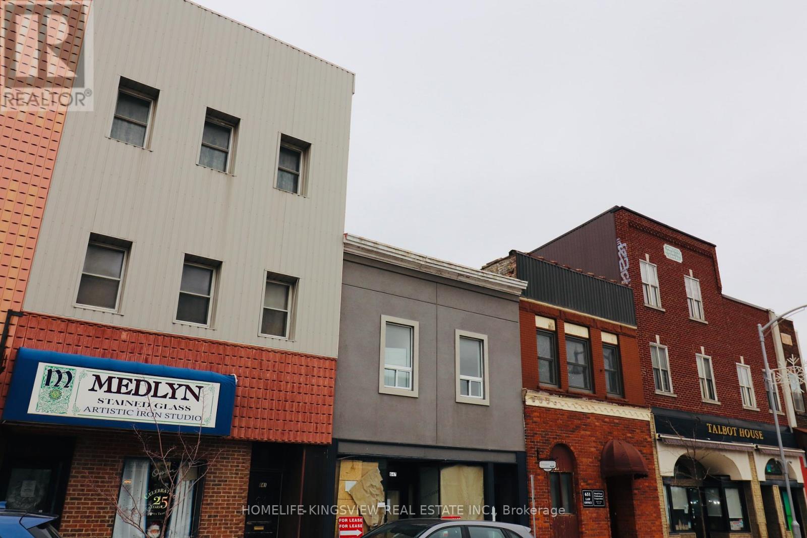 647 TALBOT STREET, St. Thomas, Ontario