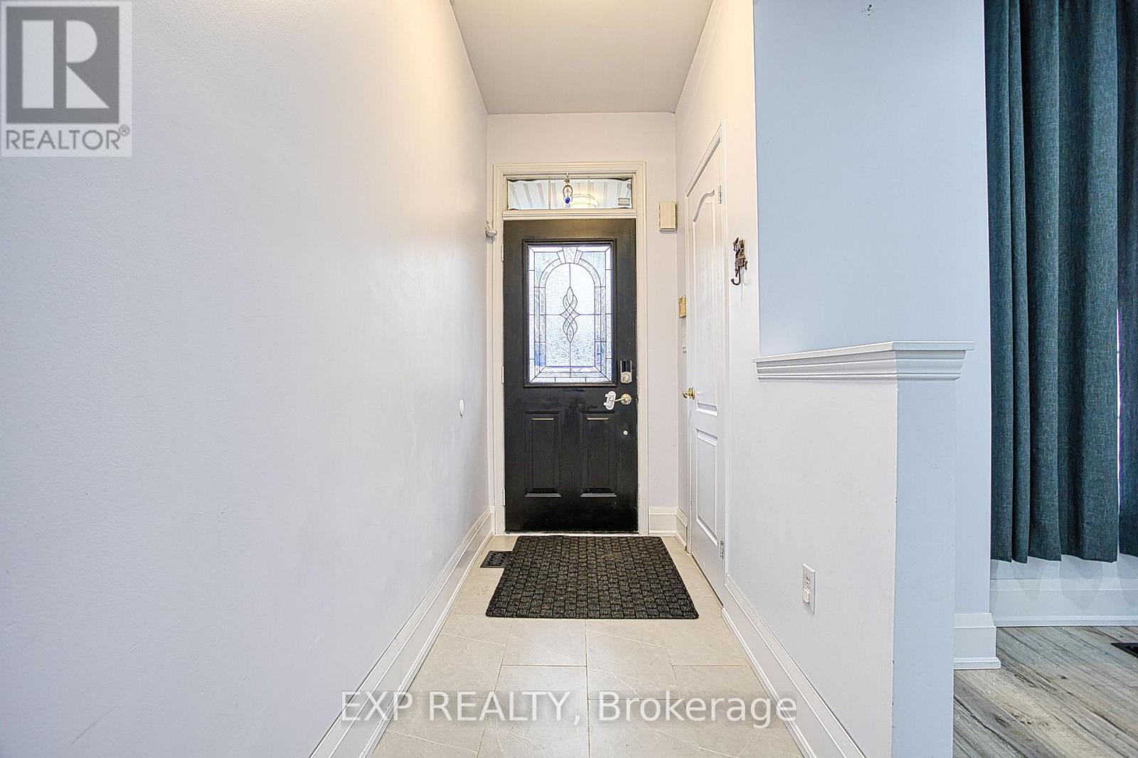 20 Goldeye Drive, Hamilton, Ontario  L8E 6C2 - Photo 3 - X12695078