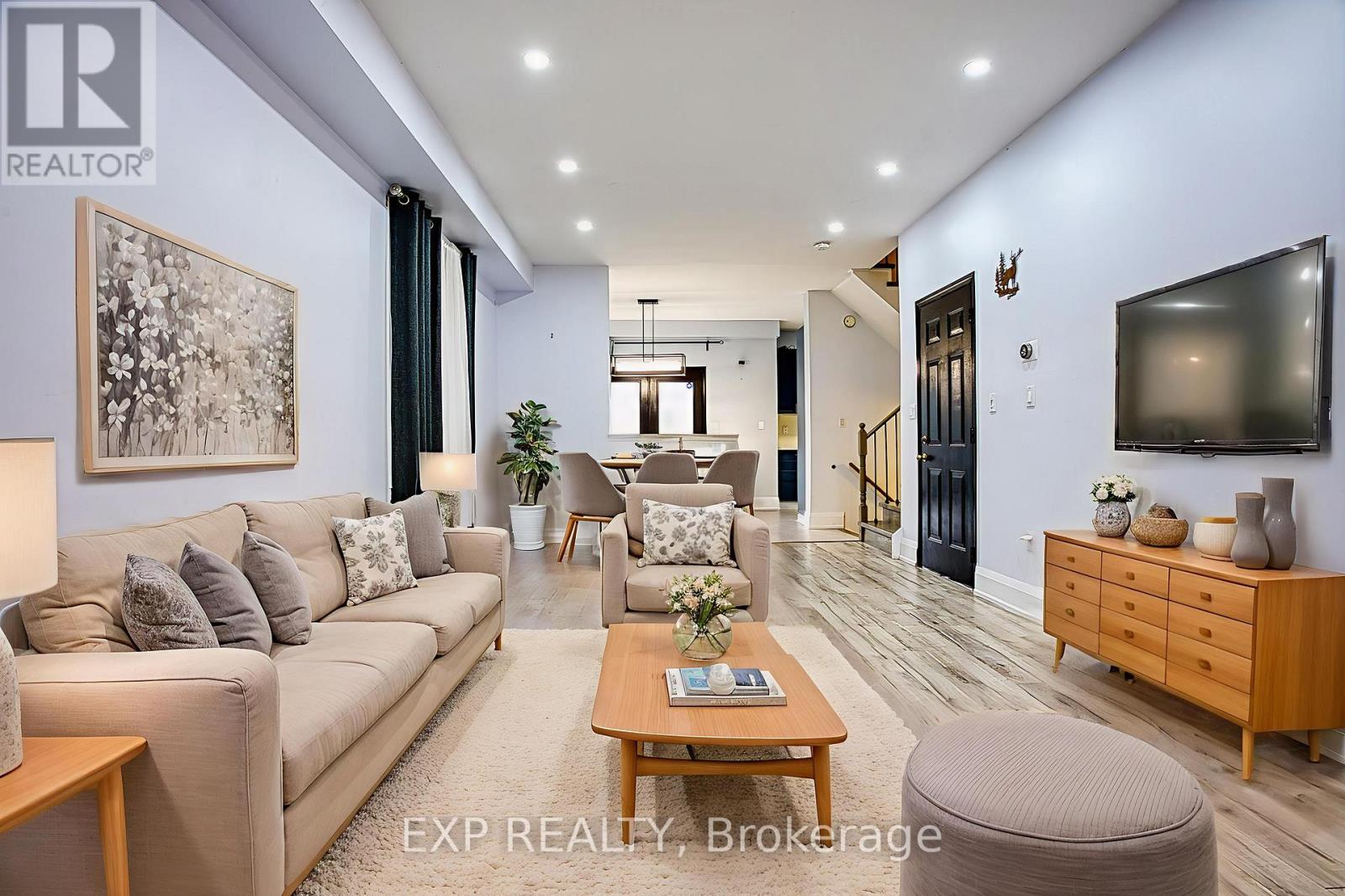 20 Goldeye Drive, Hamilton, Ontario  L8E 6C2 - Photo 4 - X12695078