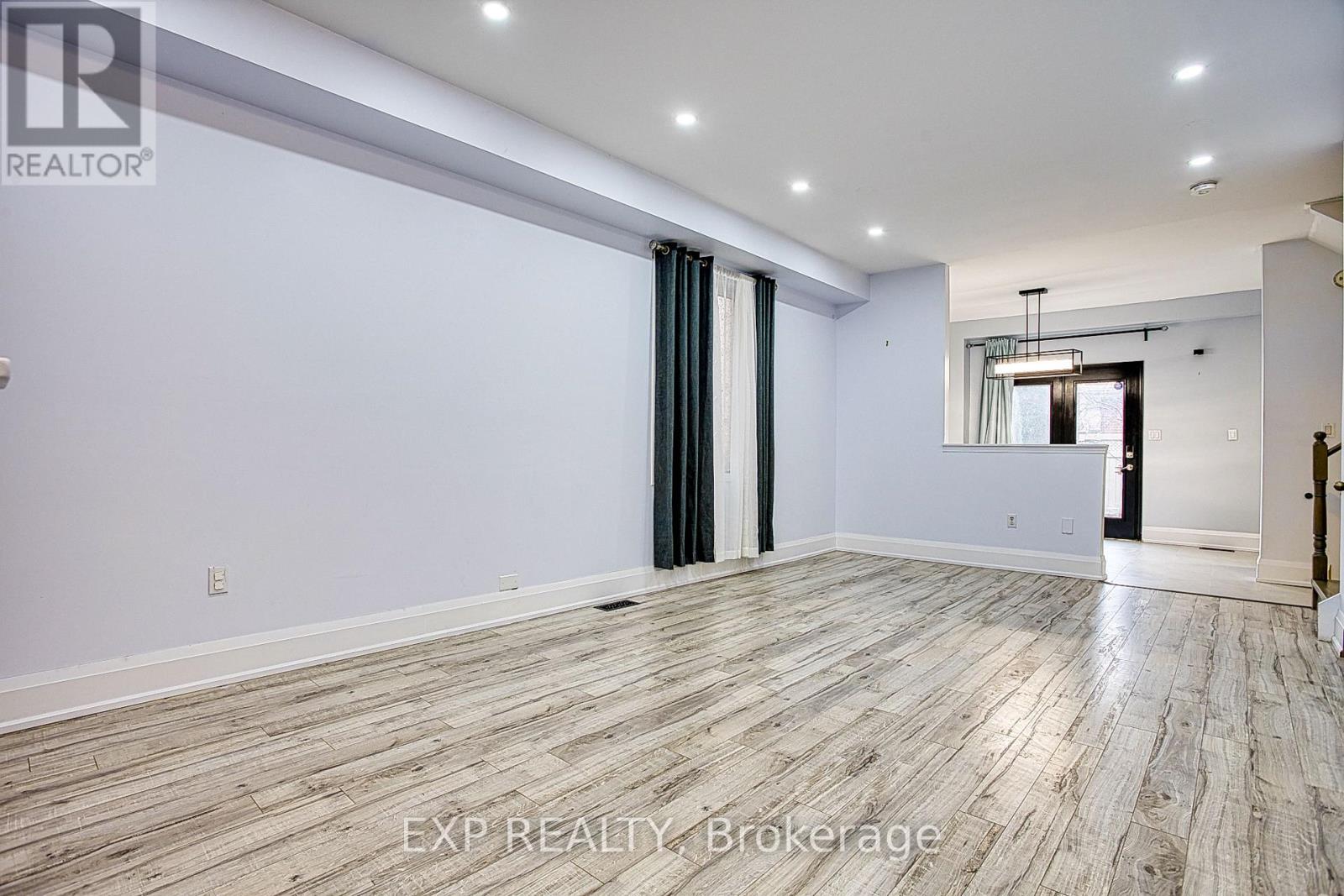 20 Goldeye Drive, Hamilton, Ontario  L8E 6C2 - Photo 5 - X12695078