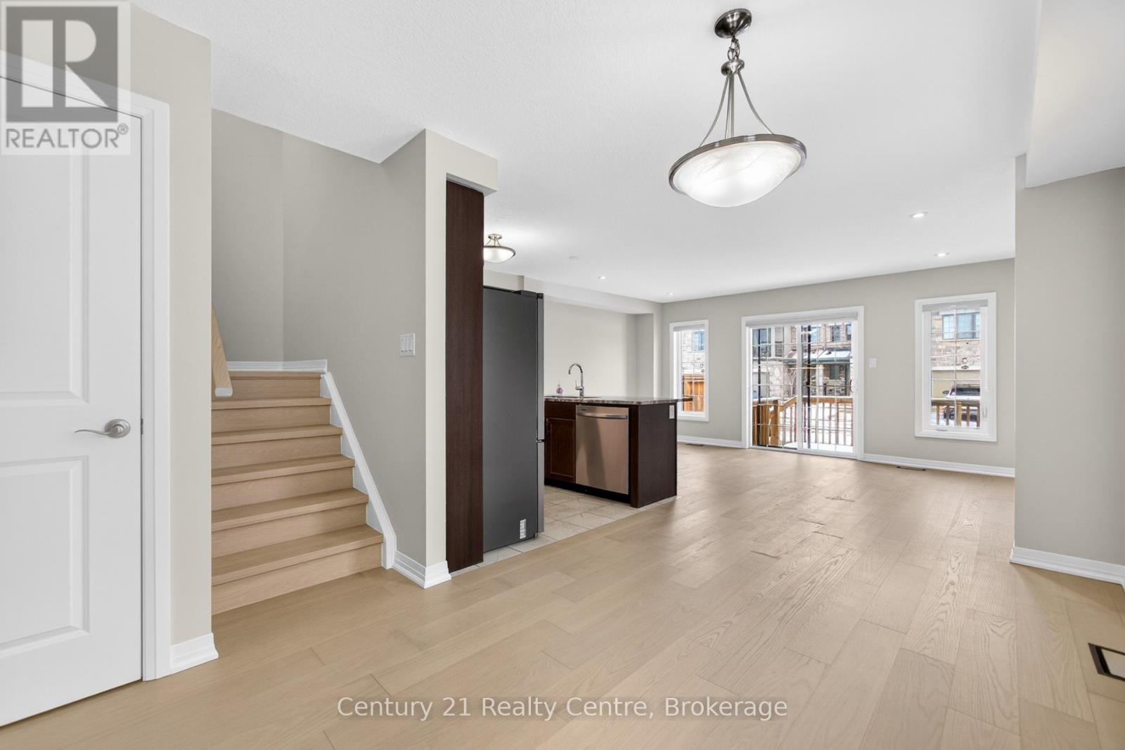 157 South Creek Drive, Kitchener, Ontario  N2P 2N3 - Photo 13 - X12695150