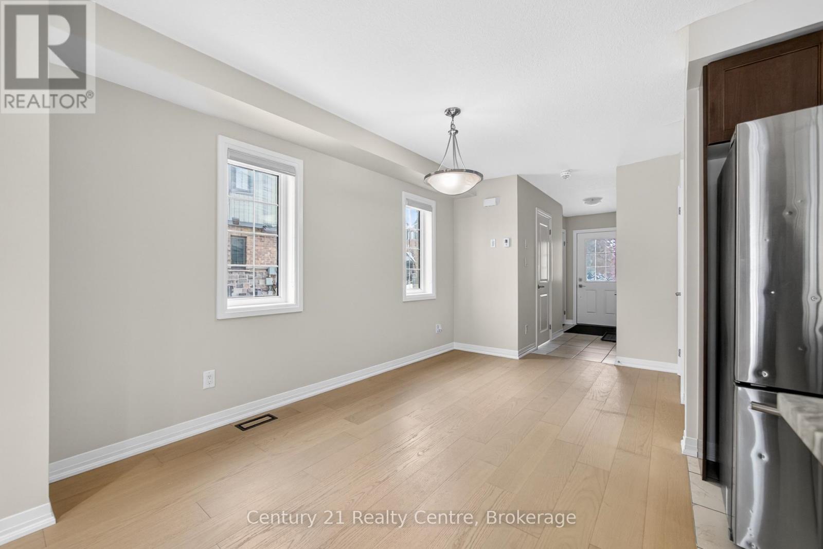 157 South Creek Drive, Kitchener, Ontario  N2P 2N3 - Photo 14 - X12695150