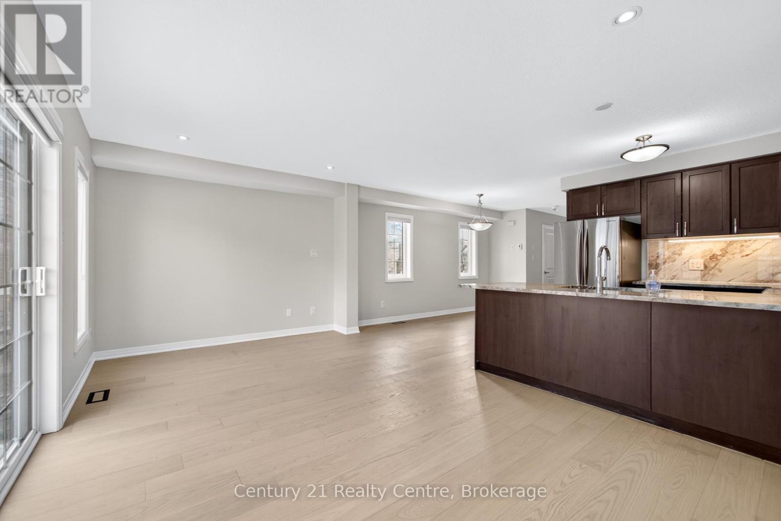 157 South Creek Drive, Kitchener, Ontario  N2P 2N3 - Photo 18 - X12695150