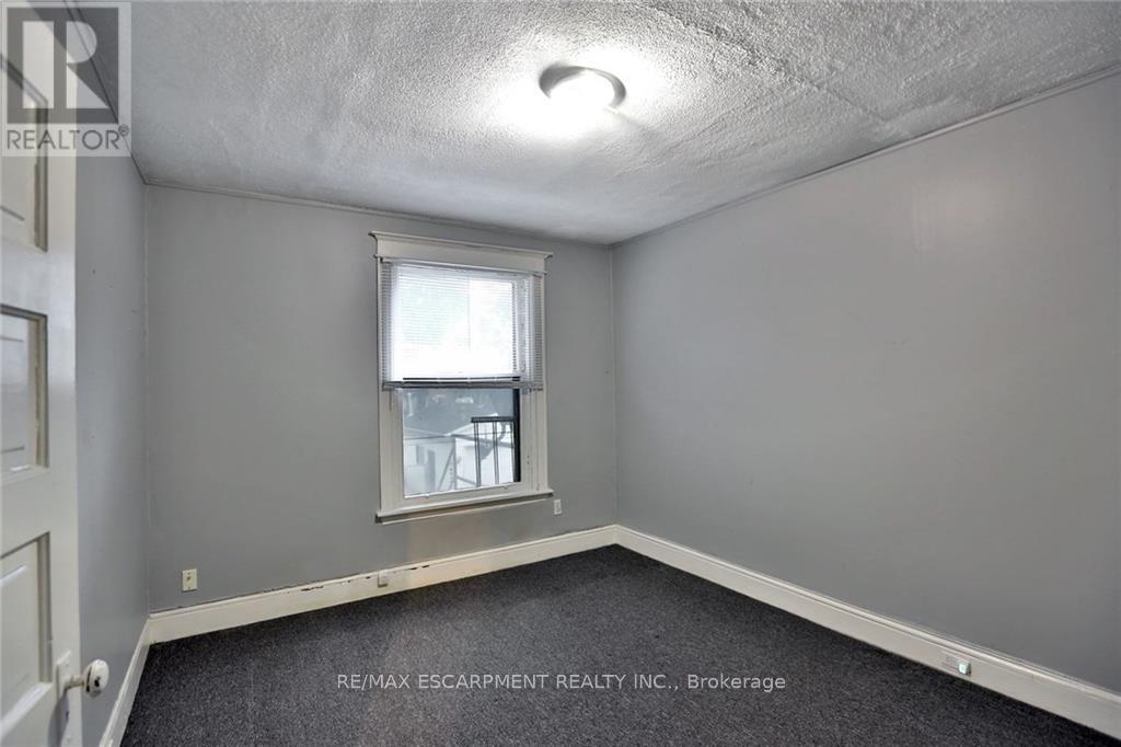 B - 89 Burris Street, Hamilton, Ontario  L8M 2J6 - Photo 5 - X12695160