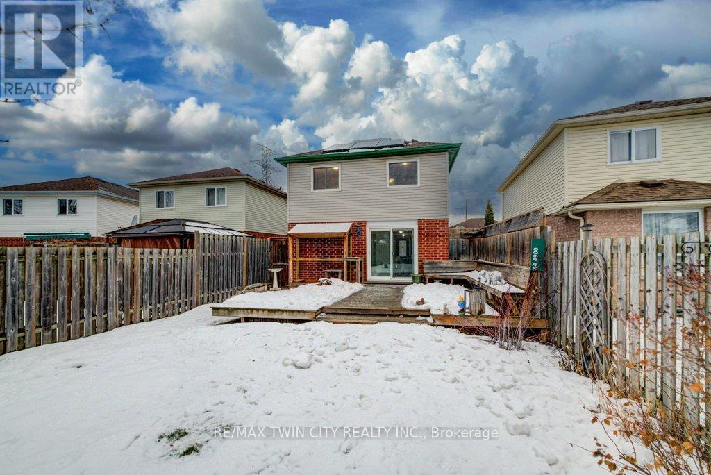 33 Orchid Crescent, Waterloo, Ontario  N2E 3N3 - Photo 30 - X12695270