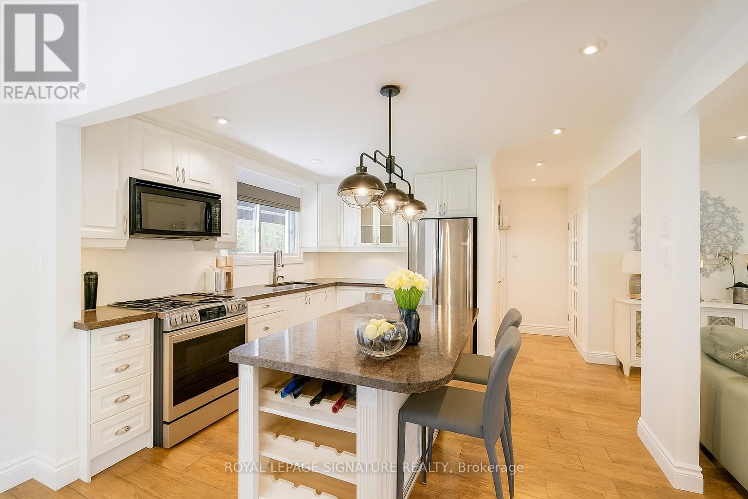 105 Catalina Drive, Toronto, Ontario  M1M 1K7 - Photo 3 - E12694660