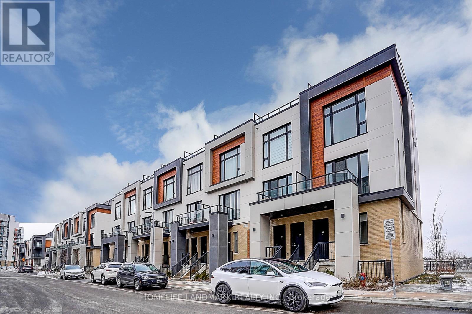 501 - 9 STECKLEY HOUSE LANE, Richmond Hill, Ontario