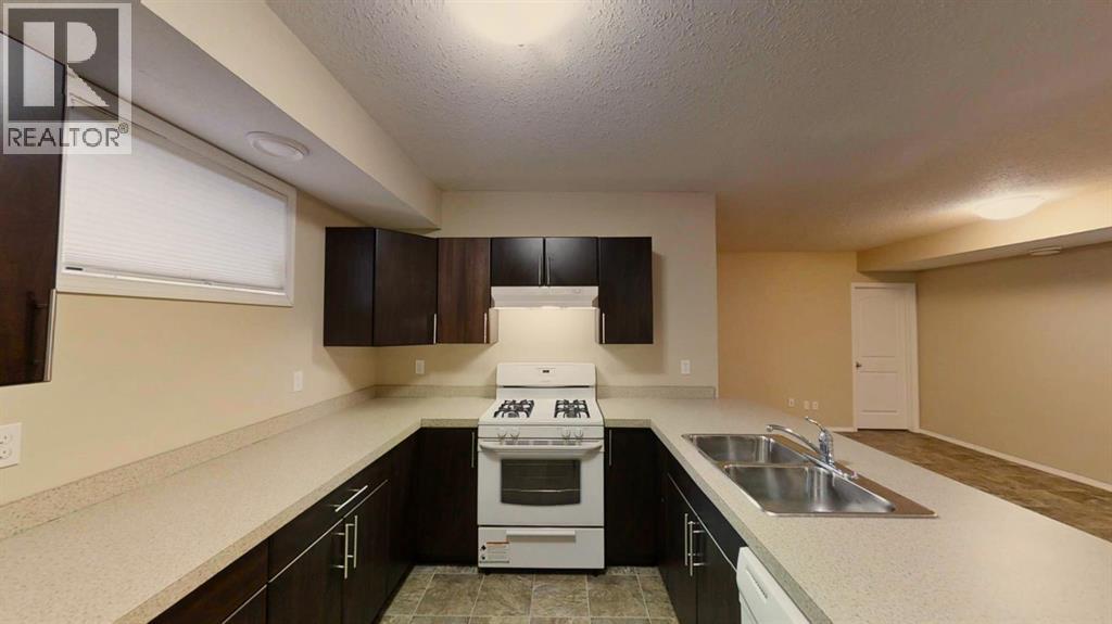 B, 11203 98 Street, Clairmont, Alberta  T8X 5C2 - Photo 5 - A2268881