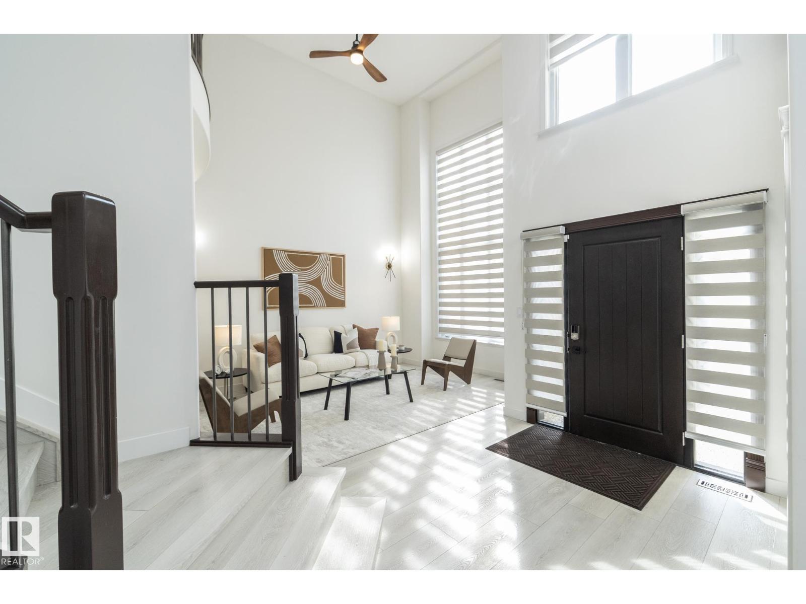 926 Thompson Pl Nw, Edmonton, Alberta  T6R 3K4 - Photo 10 - E4469963