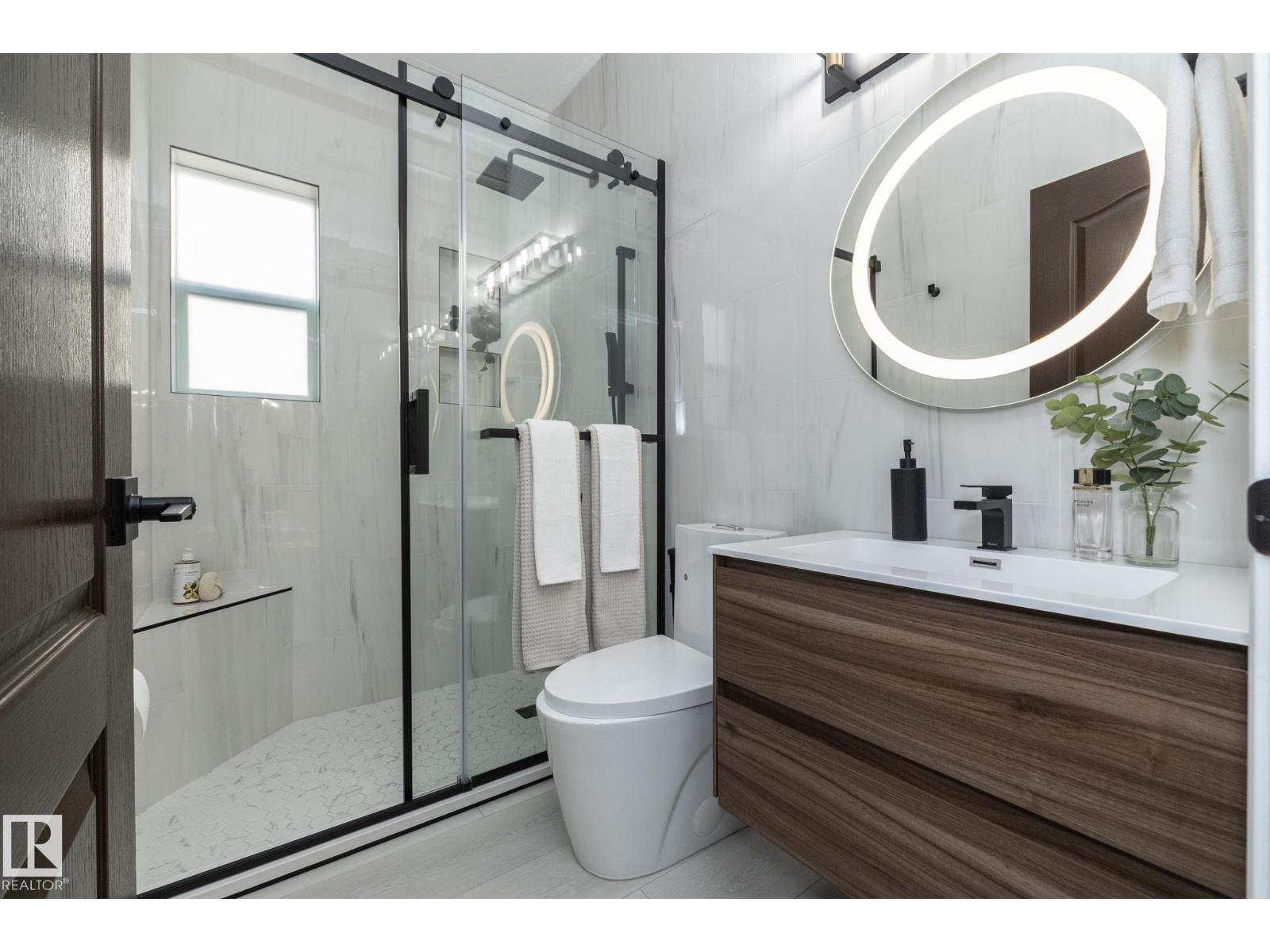 926 Thompson Pl Nw, Edmonton, Alberta  T6R 3K4 - Photo 13 - E4469963