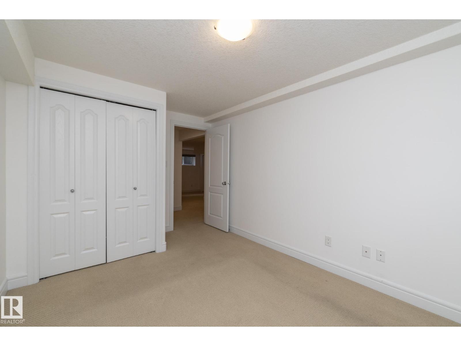 926 Thompson Pl Nw, Edmonton, Alberta  T6R 3K4 - Photo 46 - E4469963