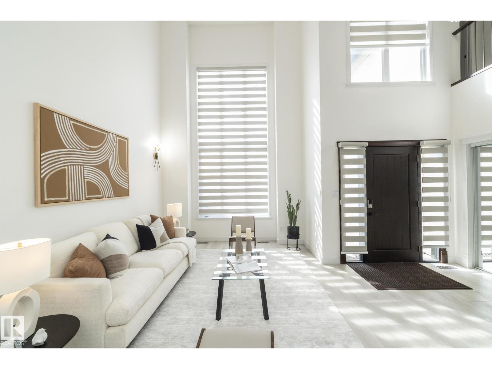 926 Thompson Pl Nw, Edmonton, Alberta  T6R 3K4 - Photo 8 - E4469963