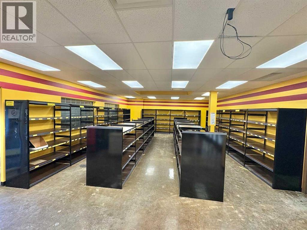 4617 50 Avenue, Red Deer, Alberta T4N 3Z9 - Photo 6 - A2272213