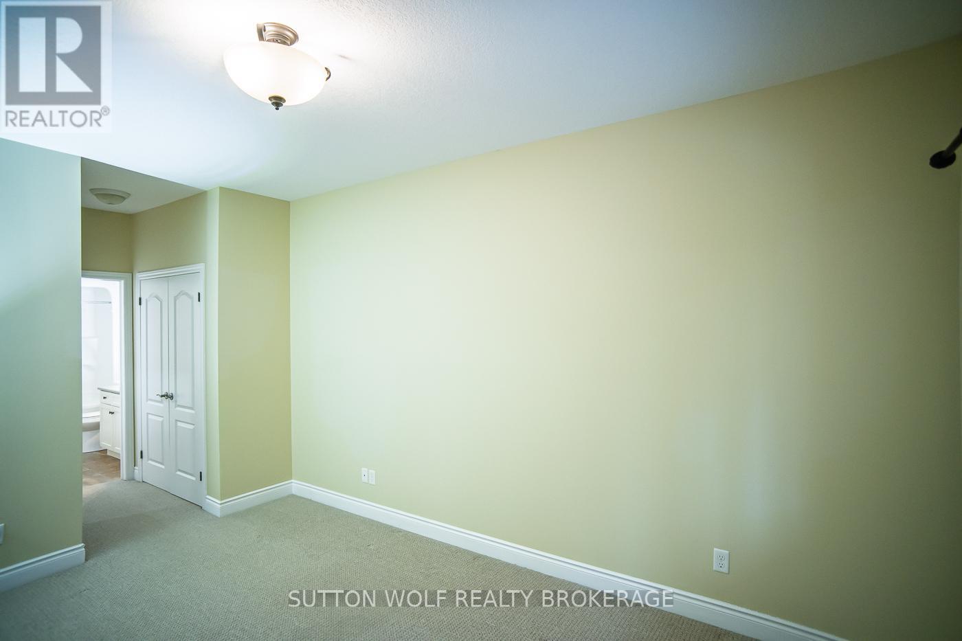 7 - 384 Head Street N, Strathroy-Caradoc, Ontario  N7G 2J9 - Photo 14 - X12695062