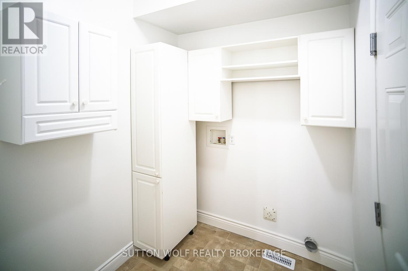 7 - 384 Head Street N, Strathroy-Caradoc, Ontario  N7G 2J9 - Photo 10 - X12695062