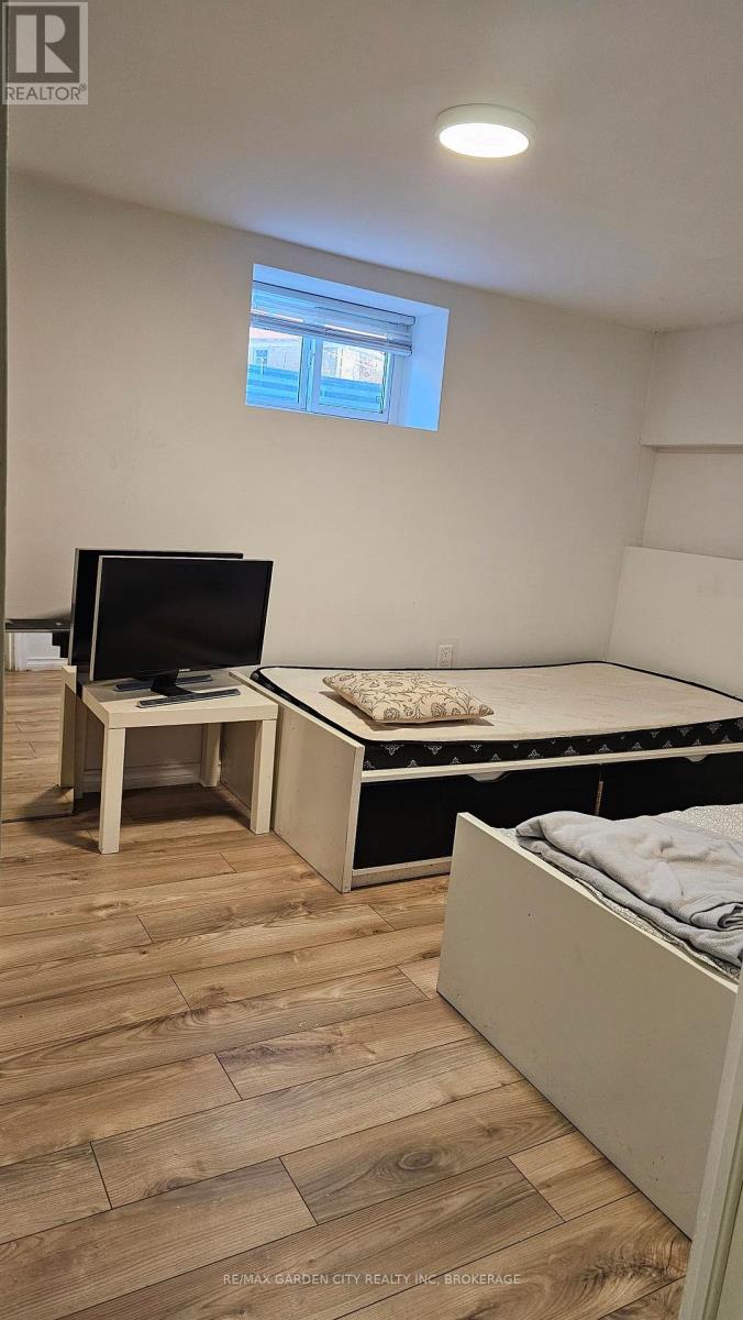 5183 River Road, Niagara Falls, Ontario  L2E 3G9 - Photo 9 - X12692458